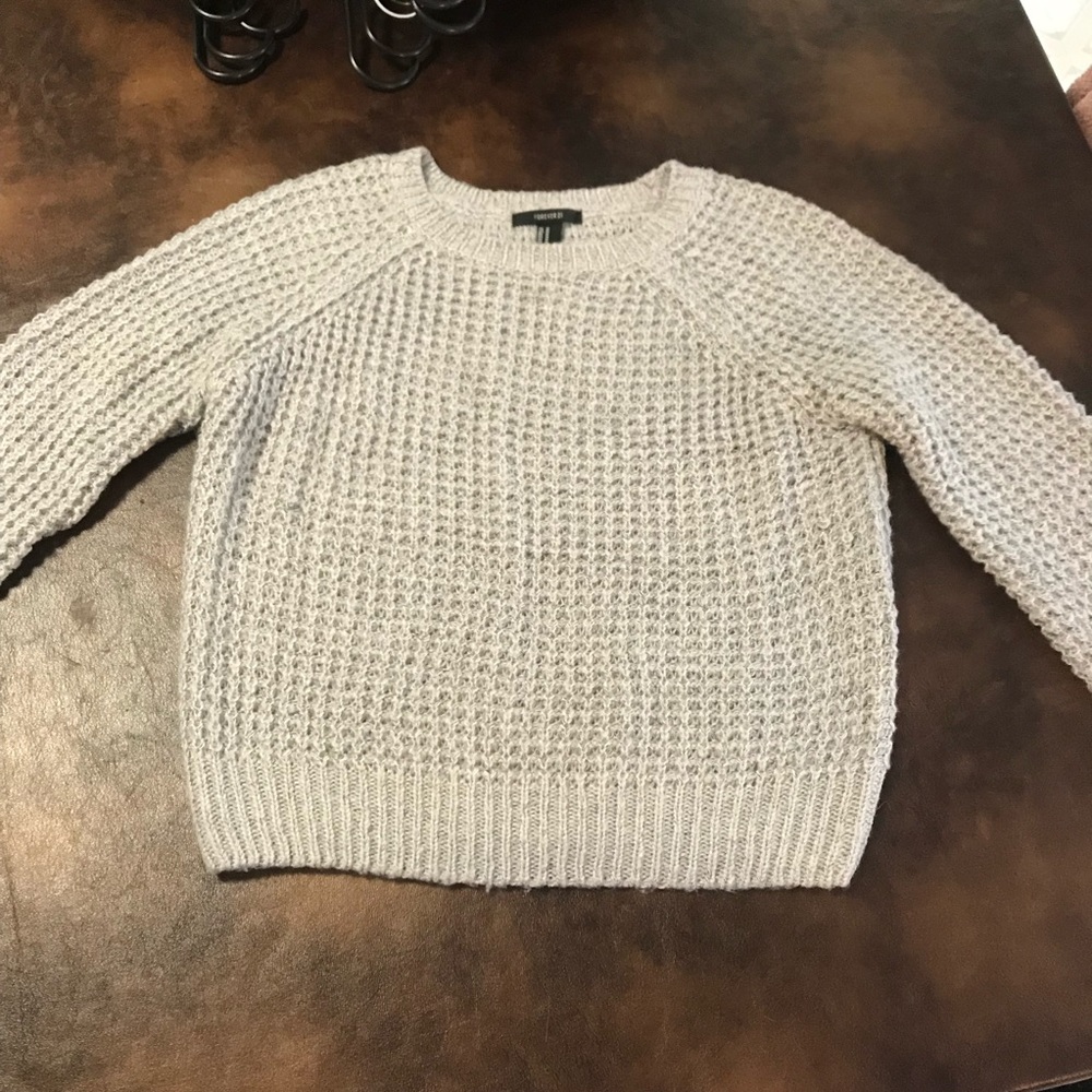 Forever 21 Grey Sweater Size Medium
